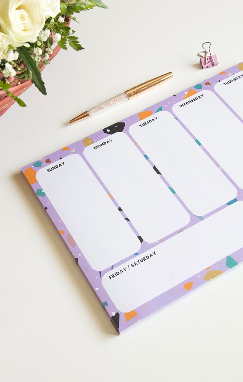 منظم اسبوعي